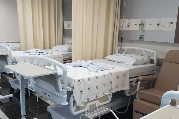 Enfermaria com camas Hospimetal